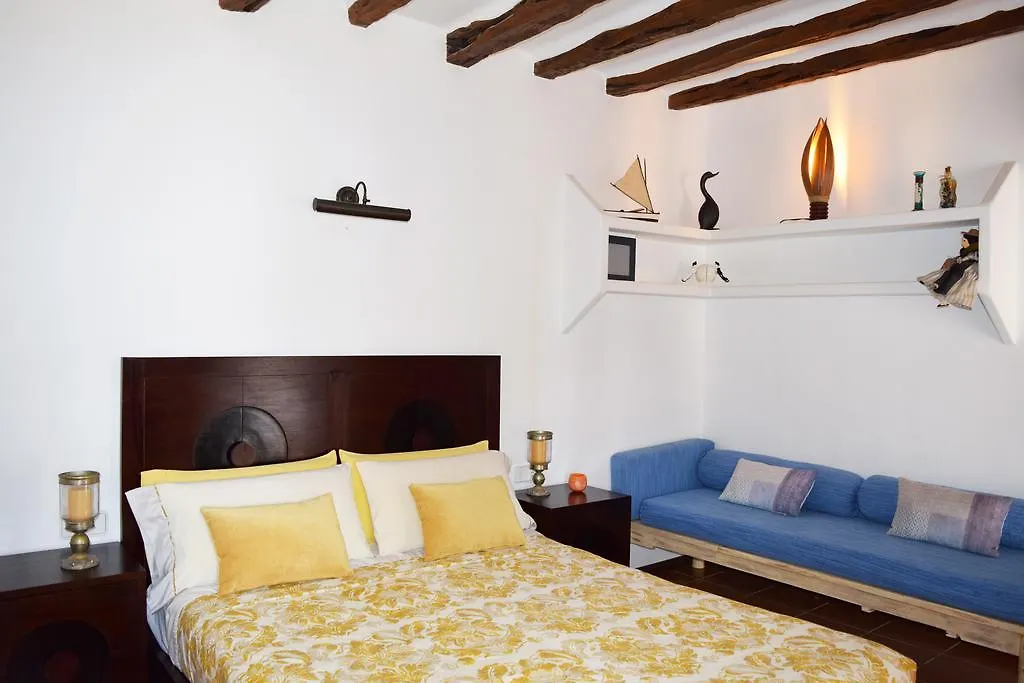 Agroturismo Ca Na Joaneta سانتا أيُلاريا ذيس ريو 0*,