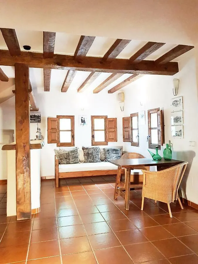 Agroturismo Ca Na Joaneta سانتا أيُلاريا ذيس ريو